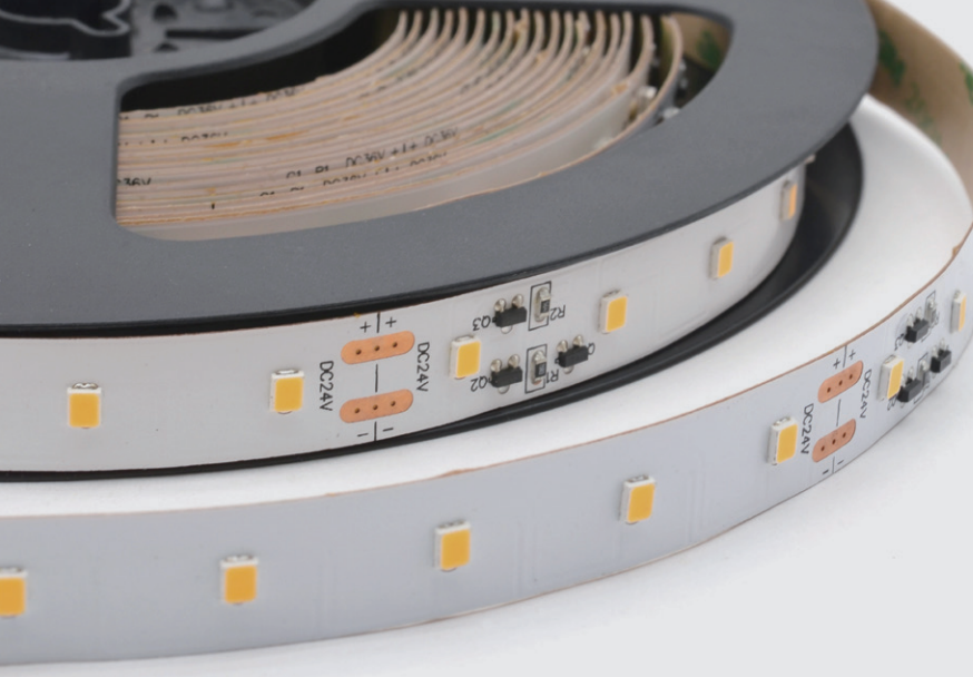 Comparación detallada entre Tiras de LED SMD 2835, 5050 y 3528