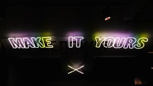 Wie man die perfekte LED-Leuchtreklame für sein Geschäft auswählt
